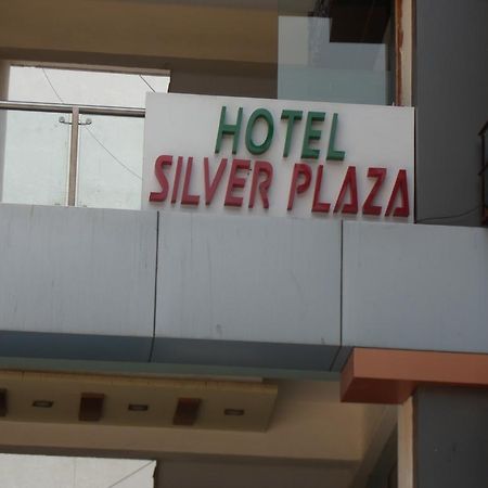 Hotel Silver Plaza Ahmedabad Luaran gambar