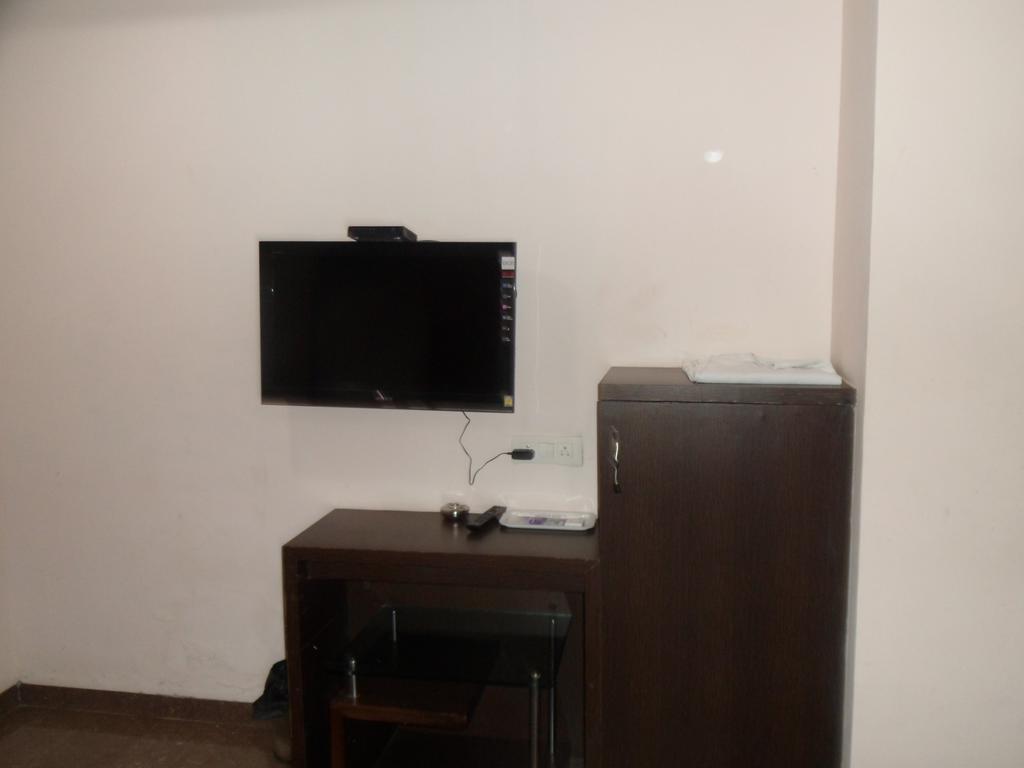 Hotel Silver Plaza Ahmedabad Bilik gambar